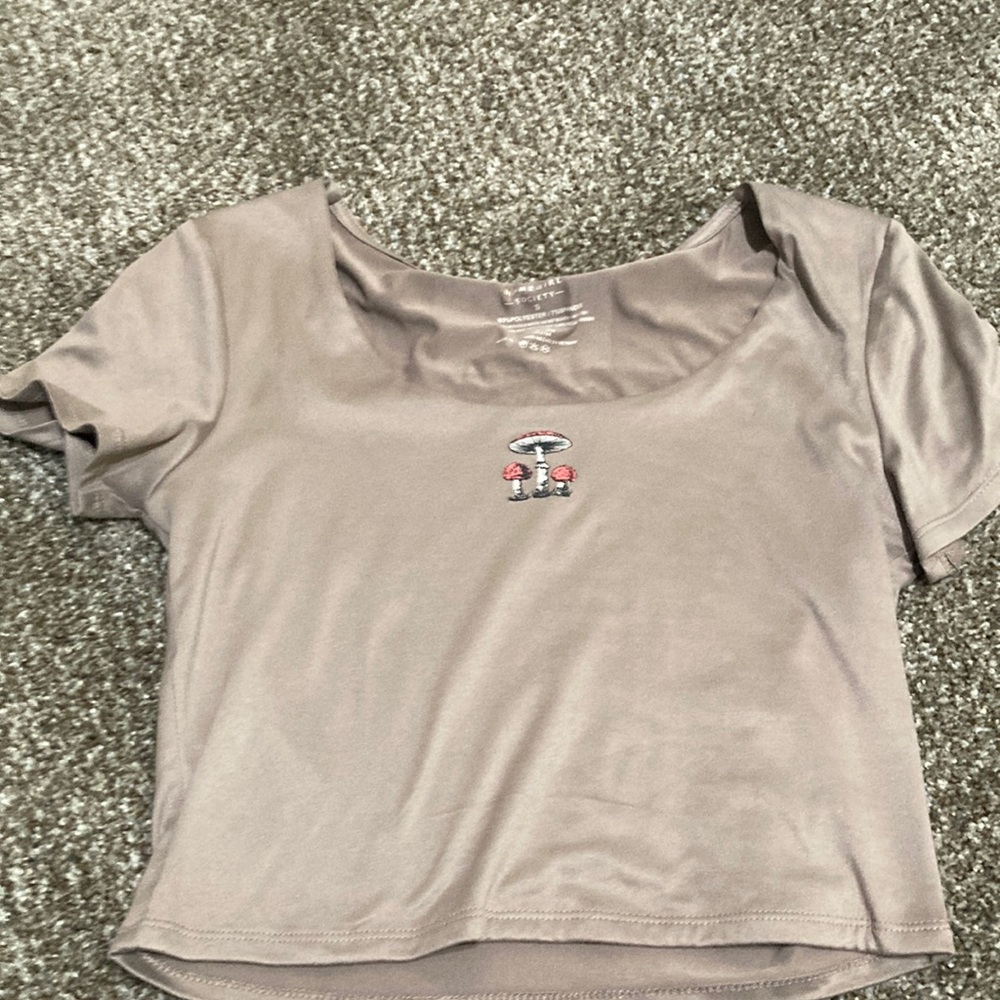 Brown cropped shirt with mushrooms on it barley worn